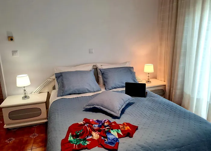 City Center Luxury Spacious Apt A&M