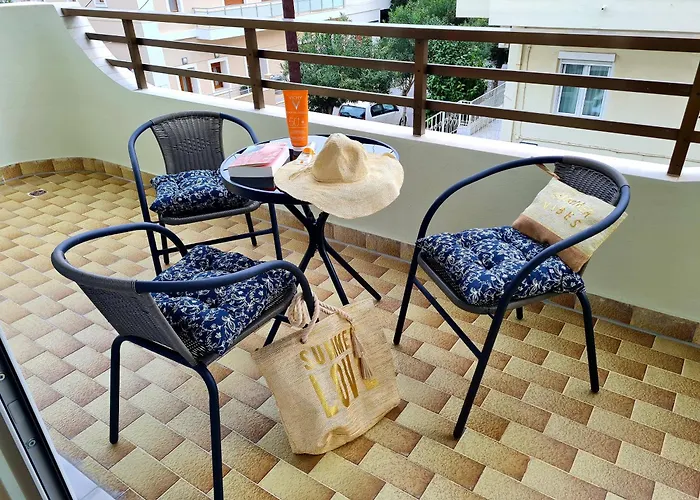 City Center Luxury Spacious Apt A&M