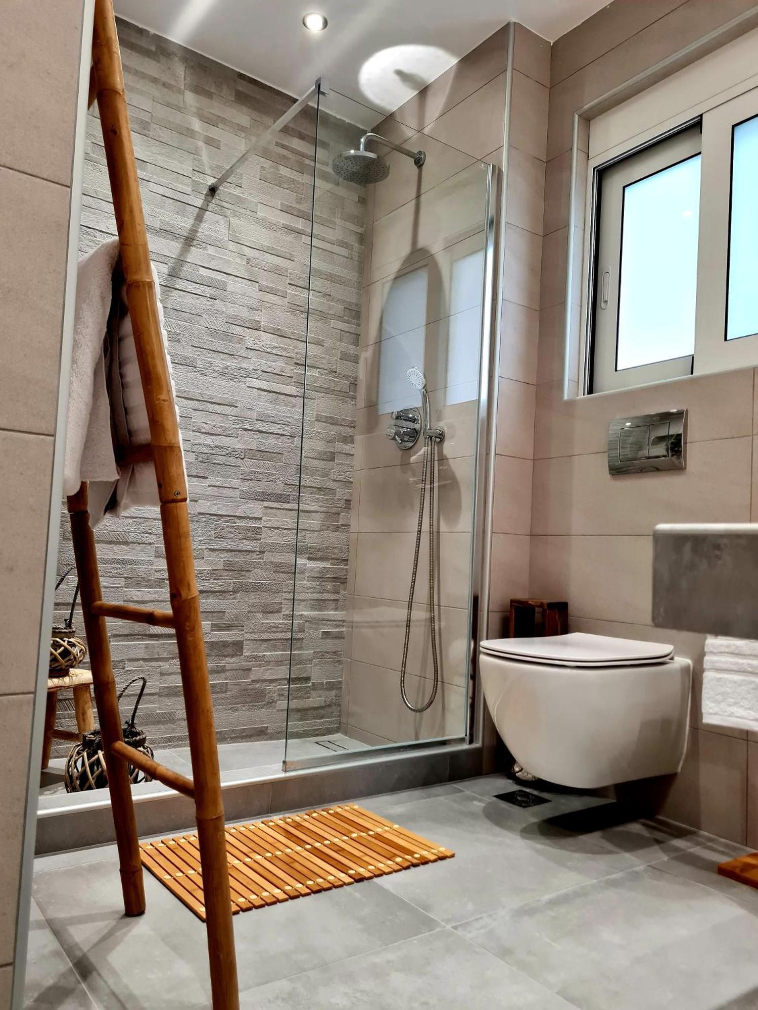 Center Luxury Spacious A&m Apartment *