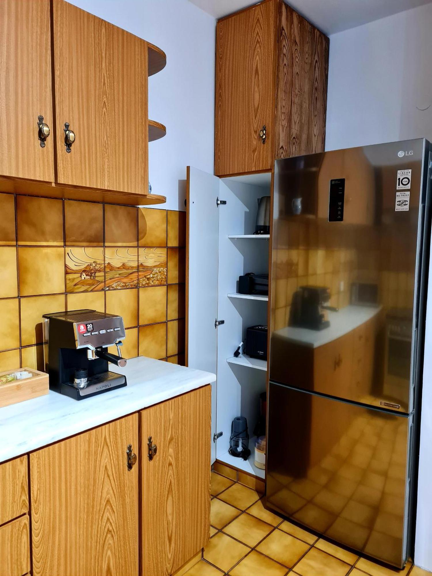Center Luxury Spacious A&m * Rhodes City